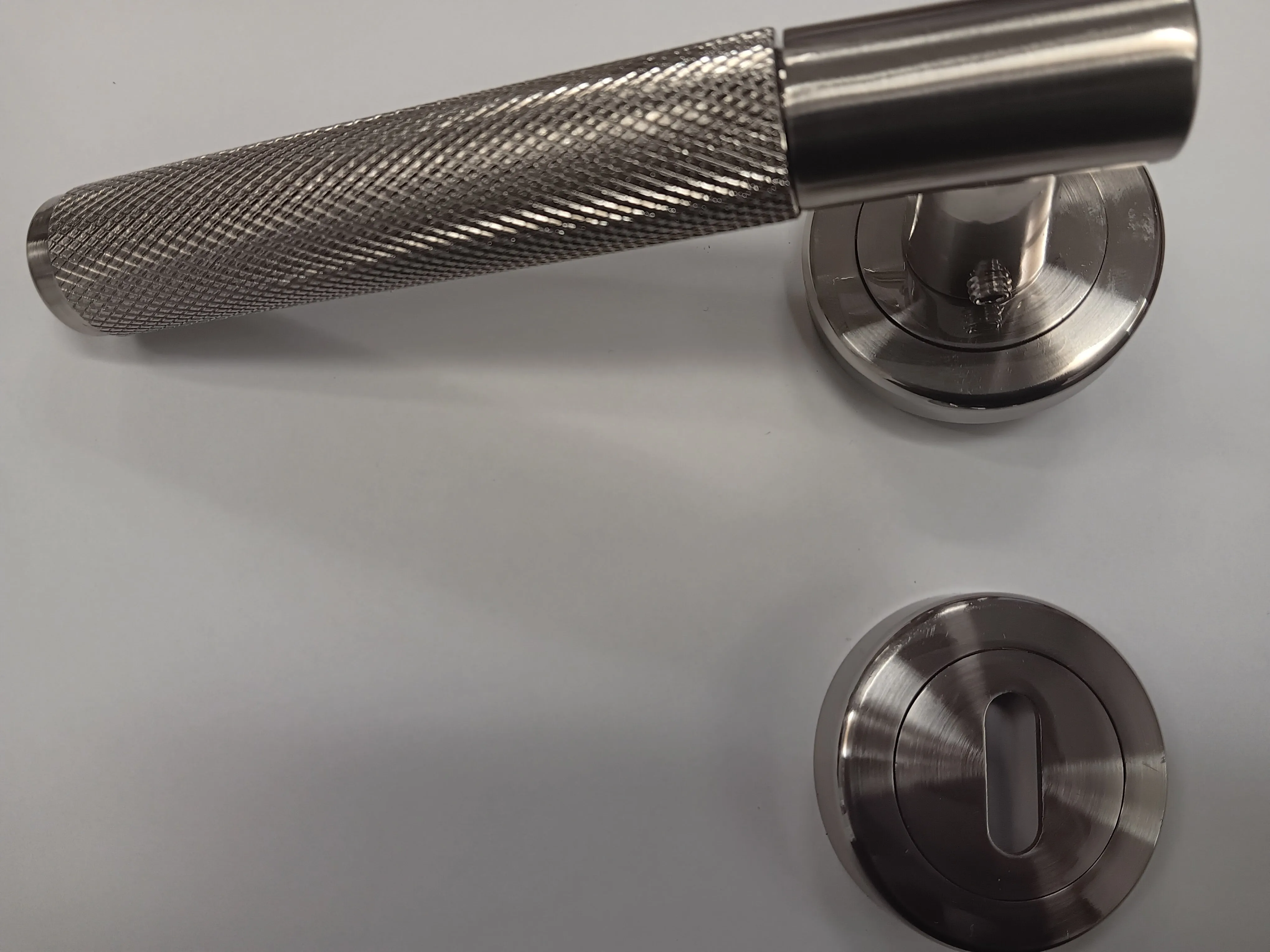 Sonnato Milan Satin Nickel Handle Lever on Rose