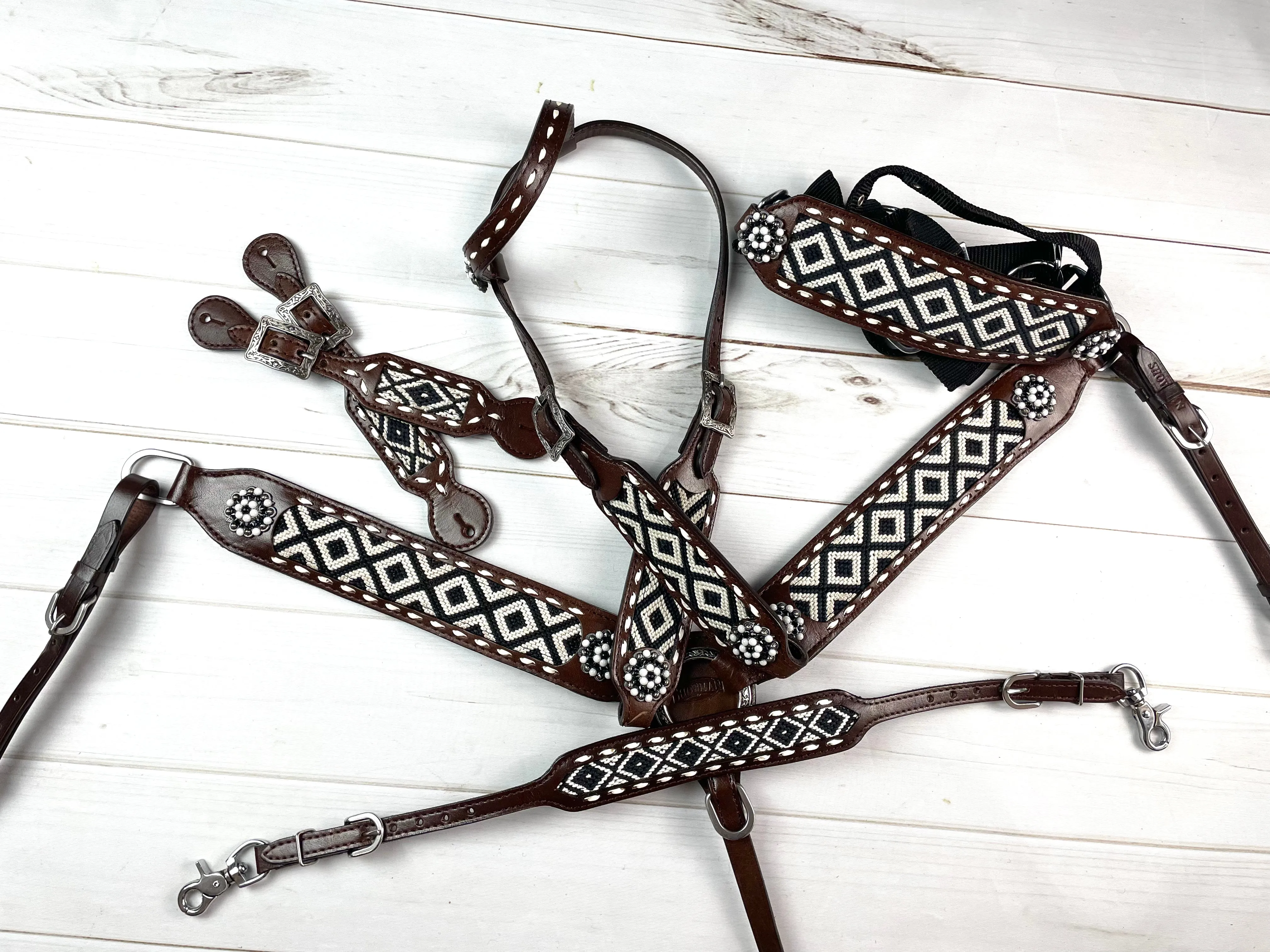 Southwest Black & White Woven Inset Leather Tack Set