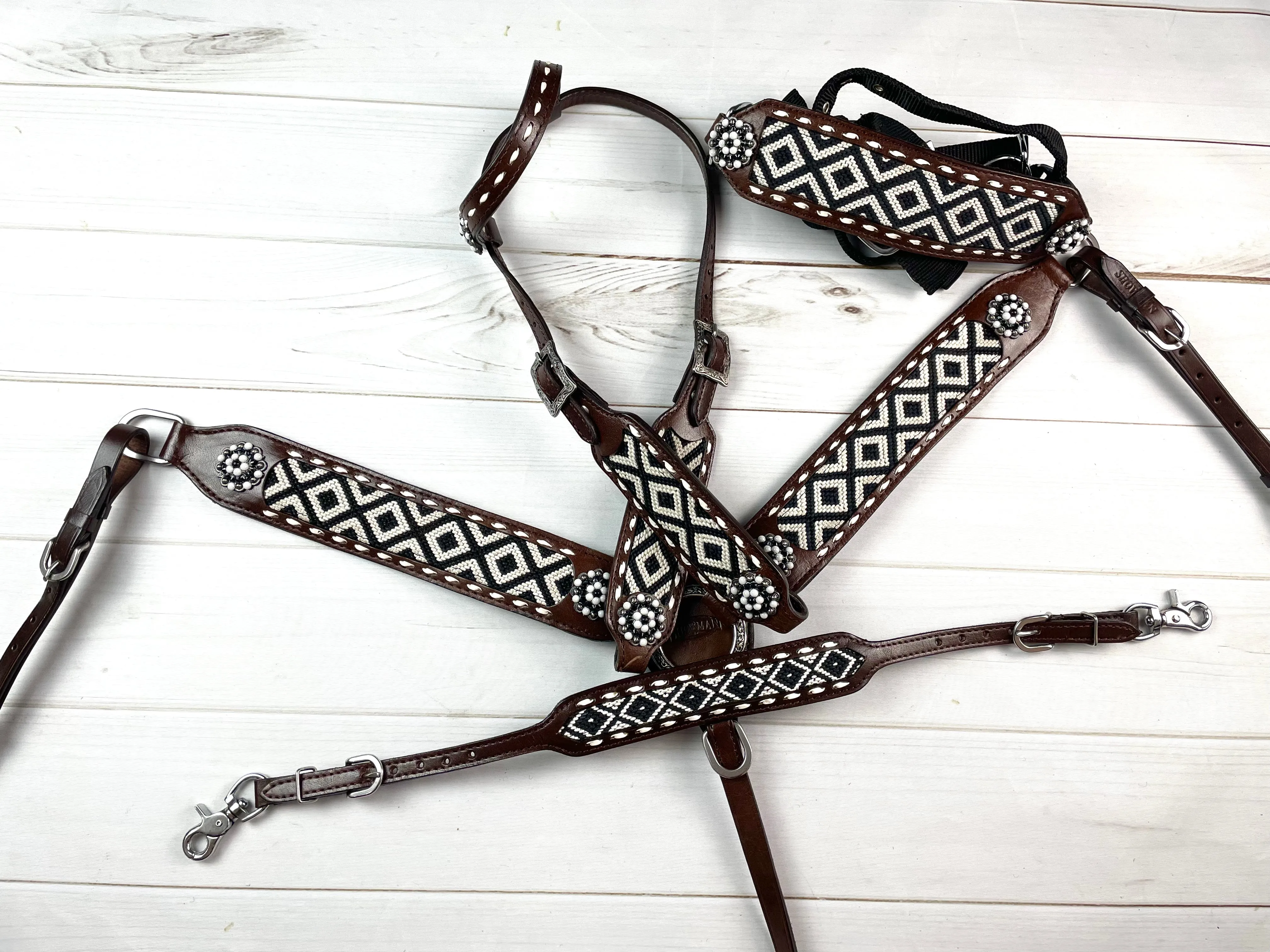 Southwest Black & White Woven Inset Leather Tack Set
