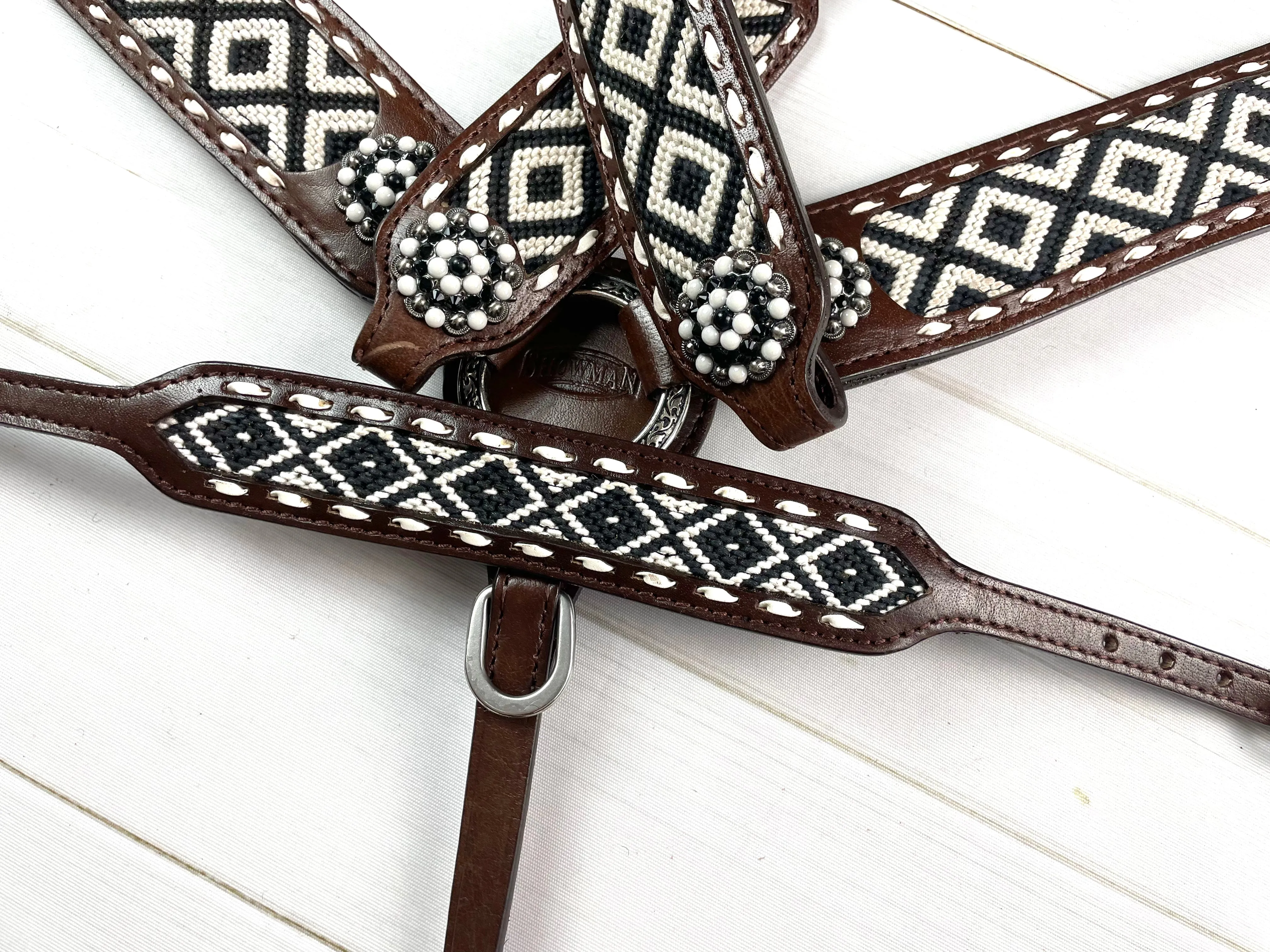 Southwest Black & White Woven Inset Leather Tack Set