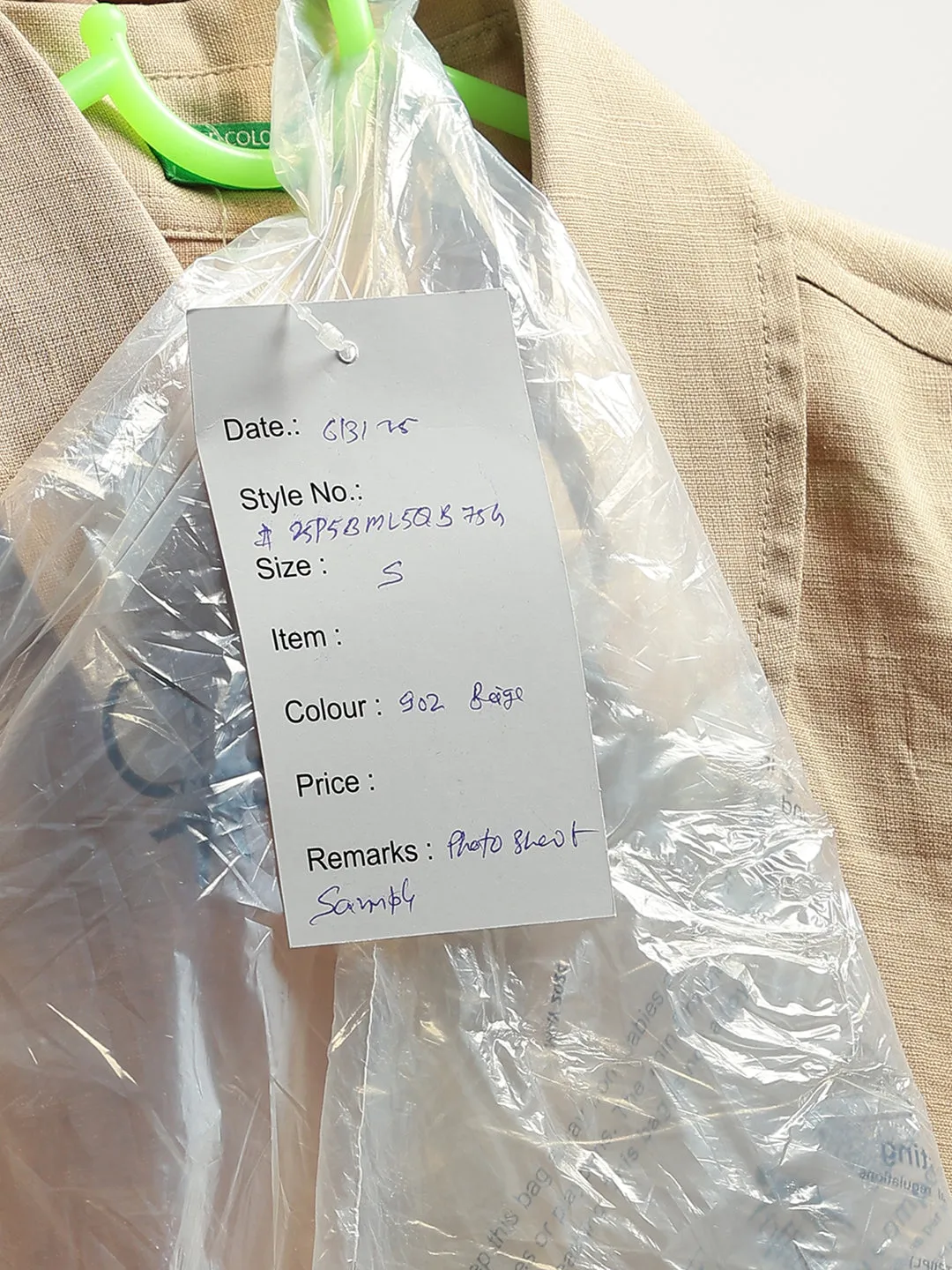 Spread Collar Solid Shirt