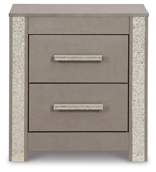 Surancha Queen Panel Bed with Mirrored Dresser, Chest and 2 Nightstands