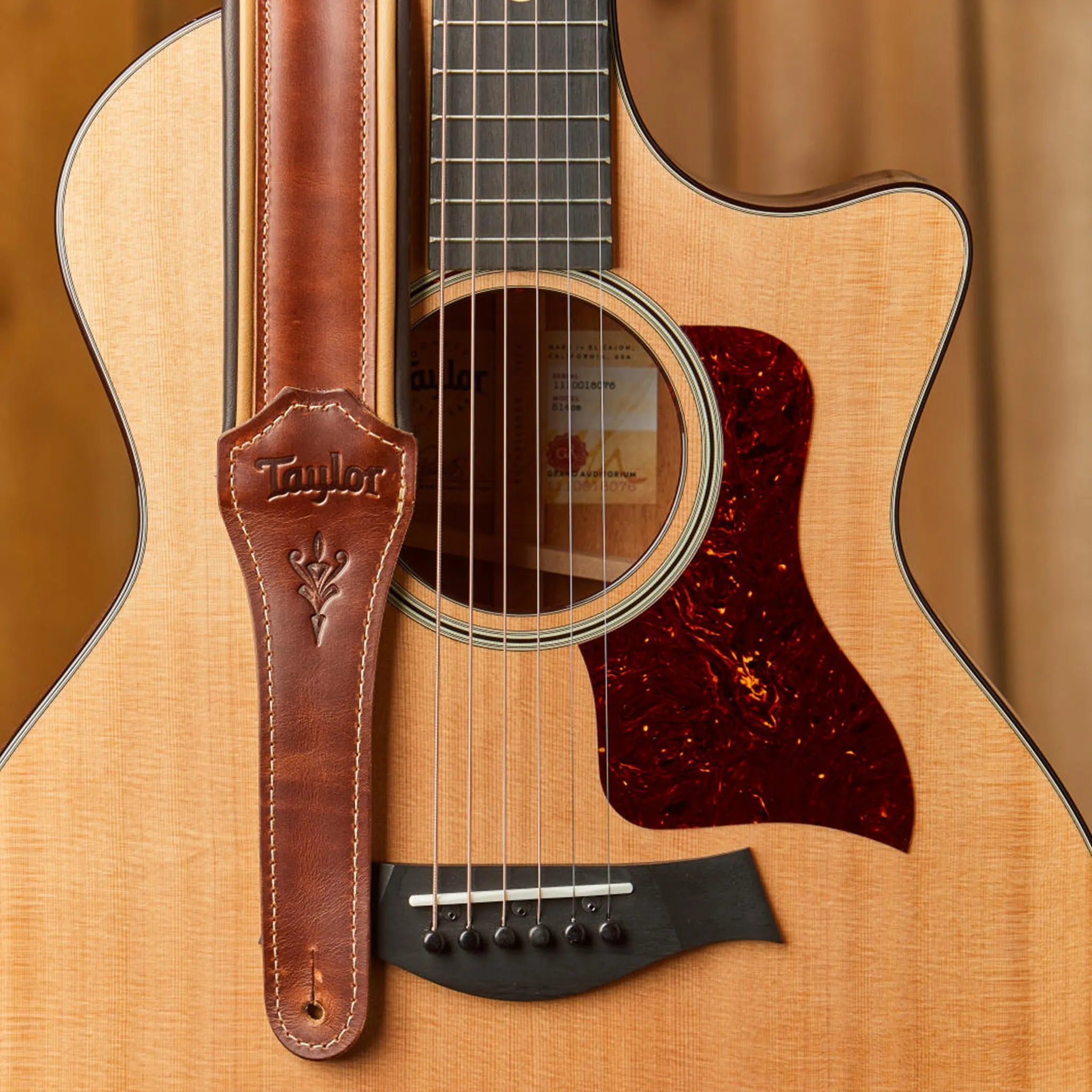 Taylor Century 2.5Inch Guitar Strap, Medium Brown/Butterscotch/Black Leather