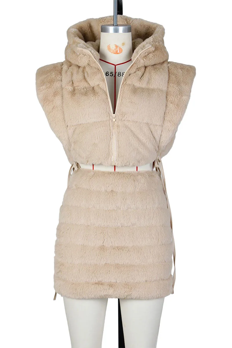 TG715 Hooded Puff Vest Top