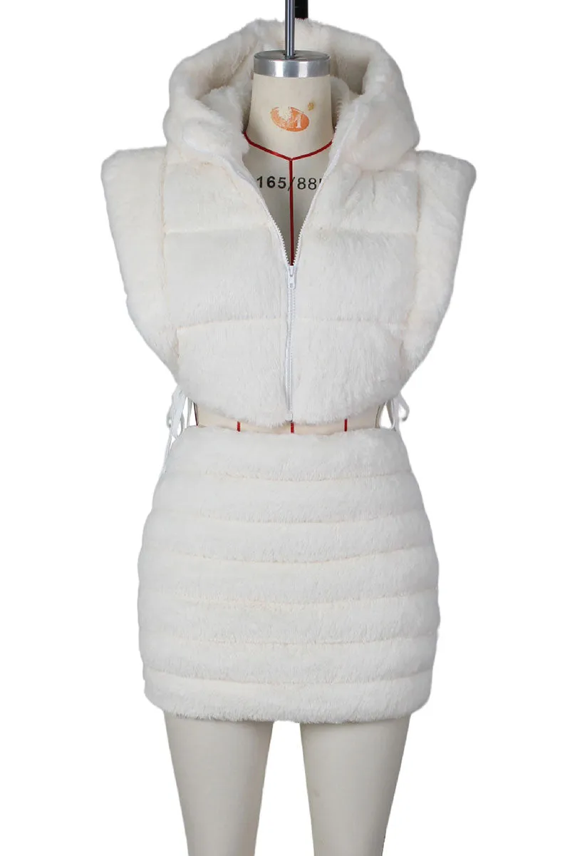 TG715 Hooded Puff Vest Top