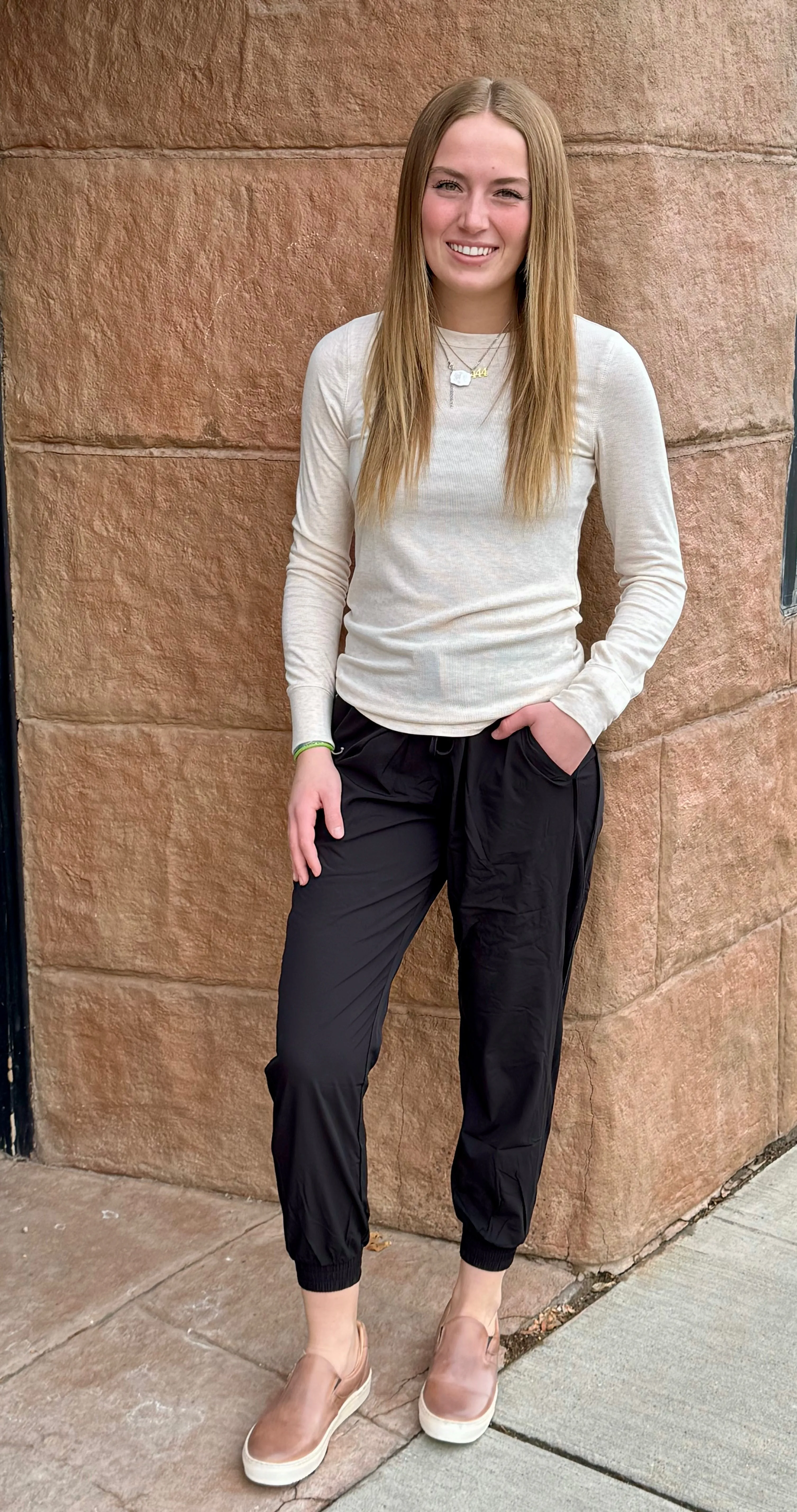 THREAD & SUPPLY Zuzana Jogger