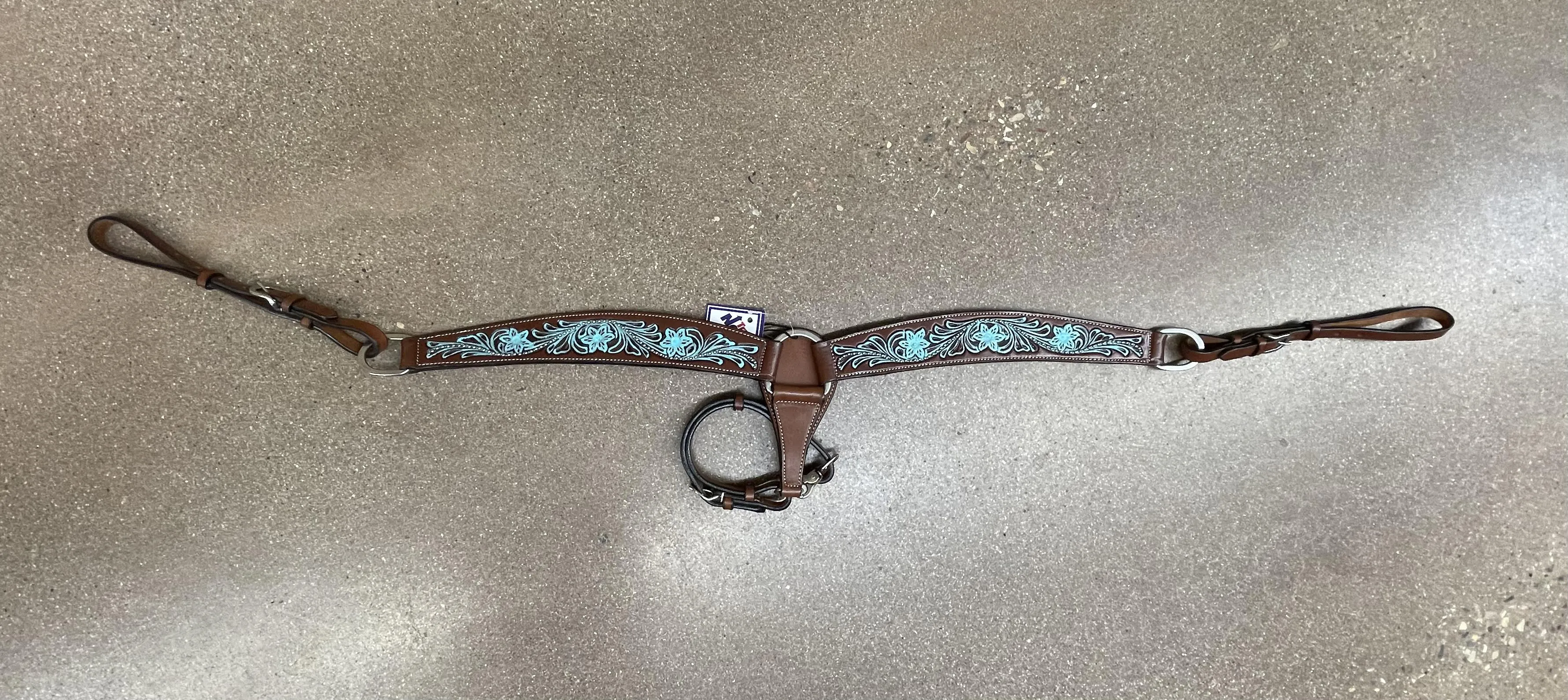 TKDZ5202 BreastCollar Dark Oil w/Painted Turq & Spots
