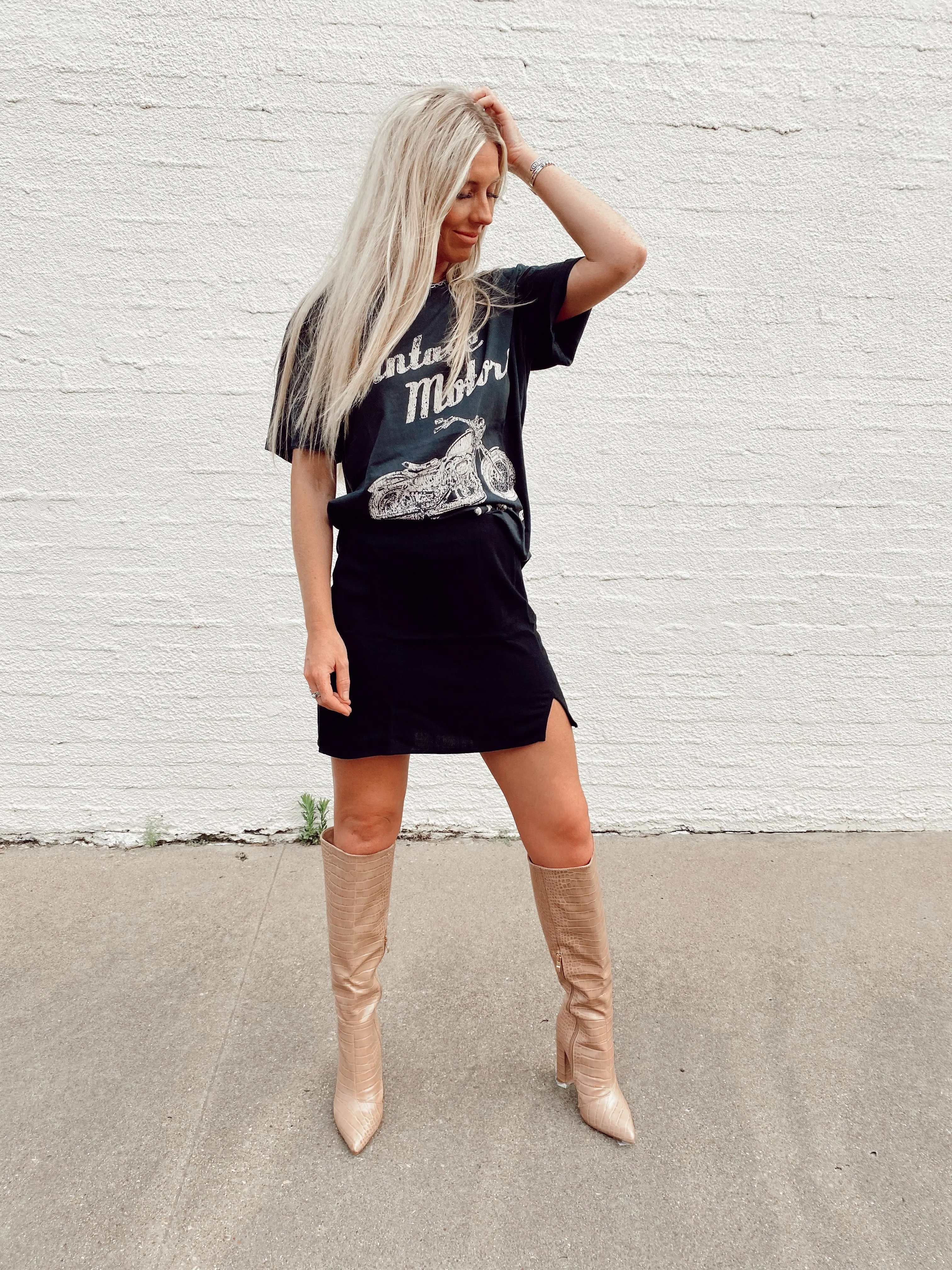 Tyra Mini Skirt ~ Black Linen