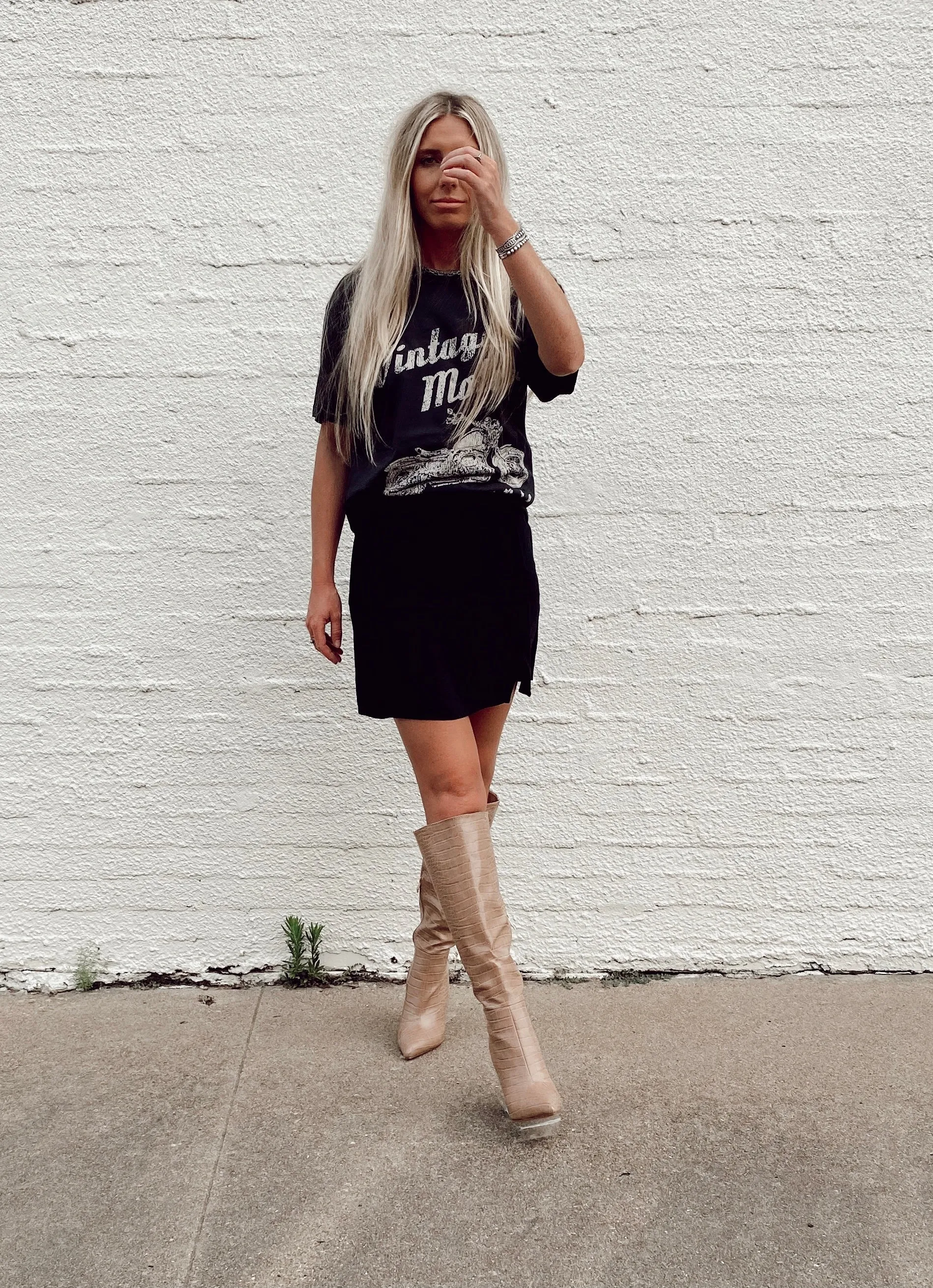 Tyra Mini Skirt ~ Black Linen