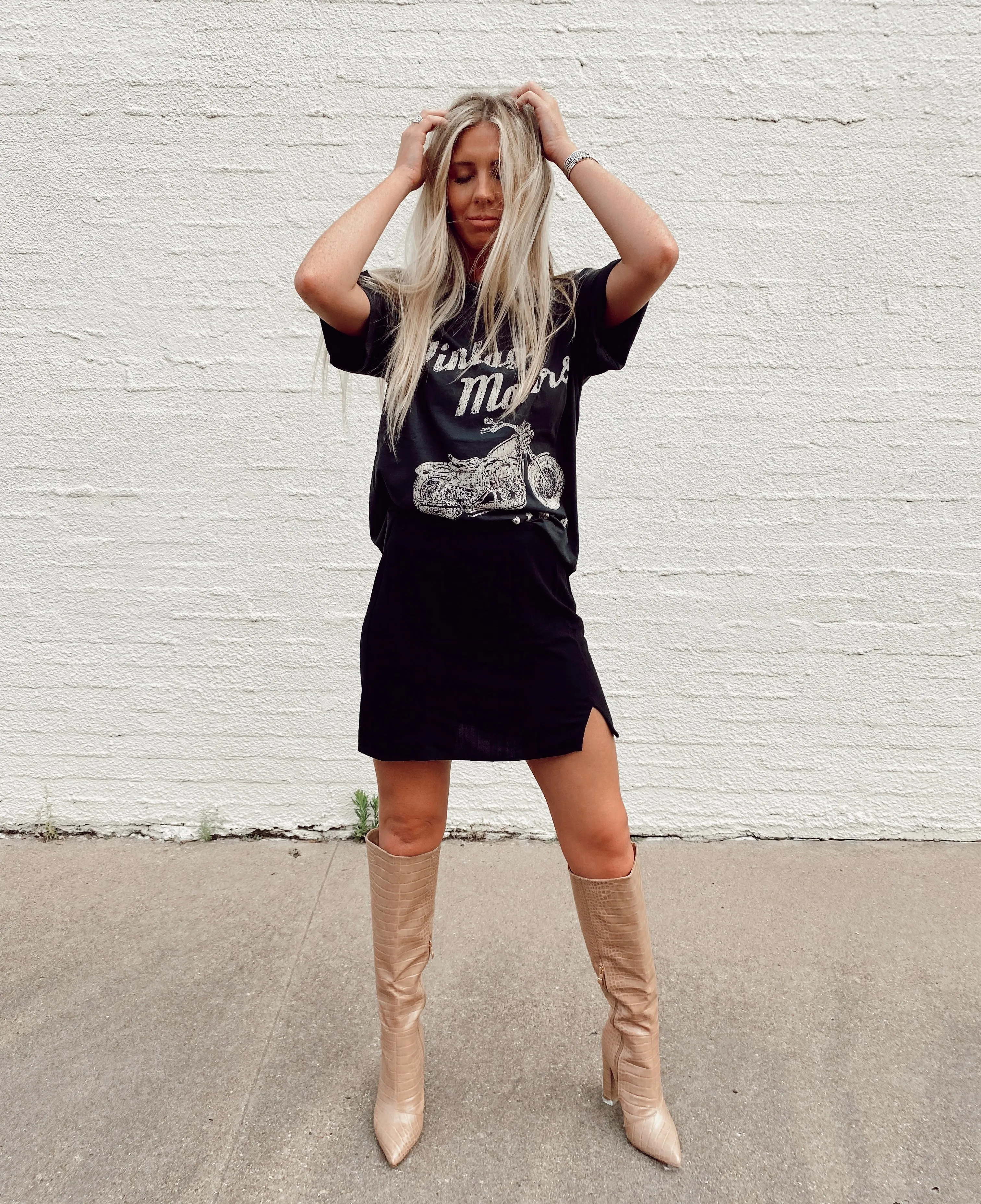 Tyra Mini Skirt ~ Black Linen