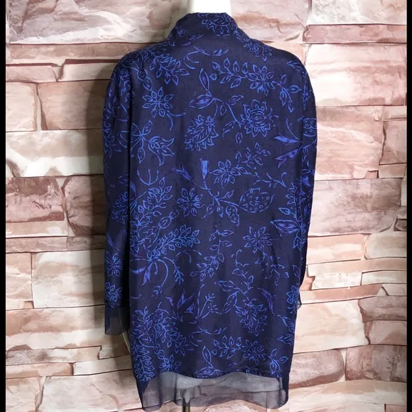 Victorias secret 100% silk sleep shirt size M
