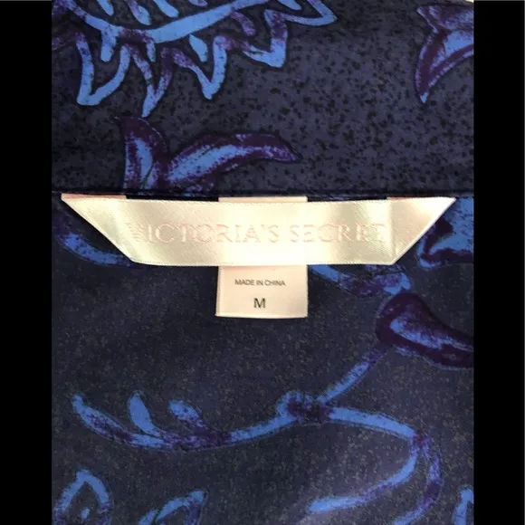 Victorias secret 100% silk sleep shirt size M