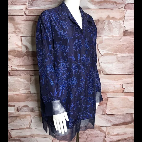 Victorias secret 100% silk sleep shirt size M