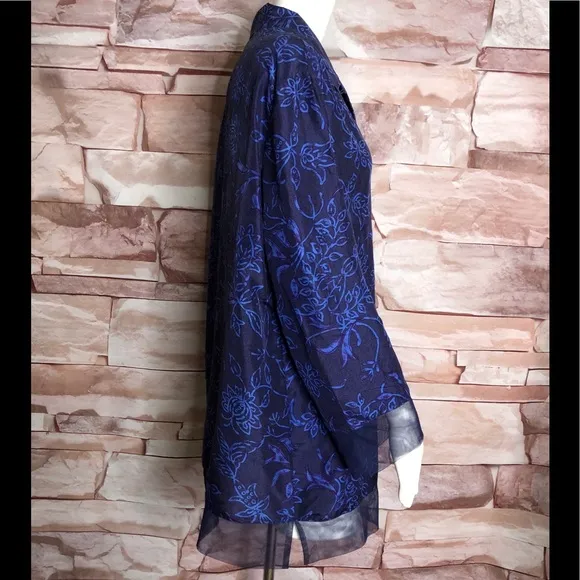 Victorias secret 100% silk sleep shirt size M