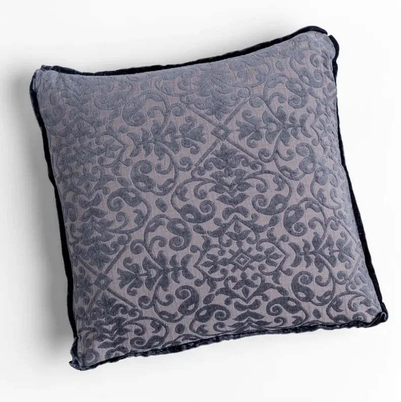 Vienna 18x18 Pillow