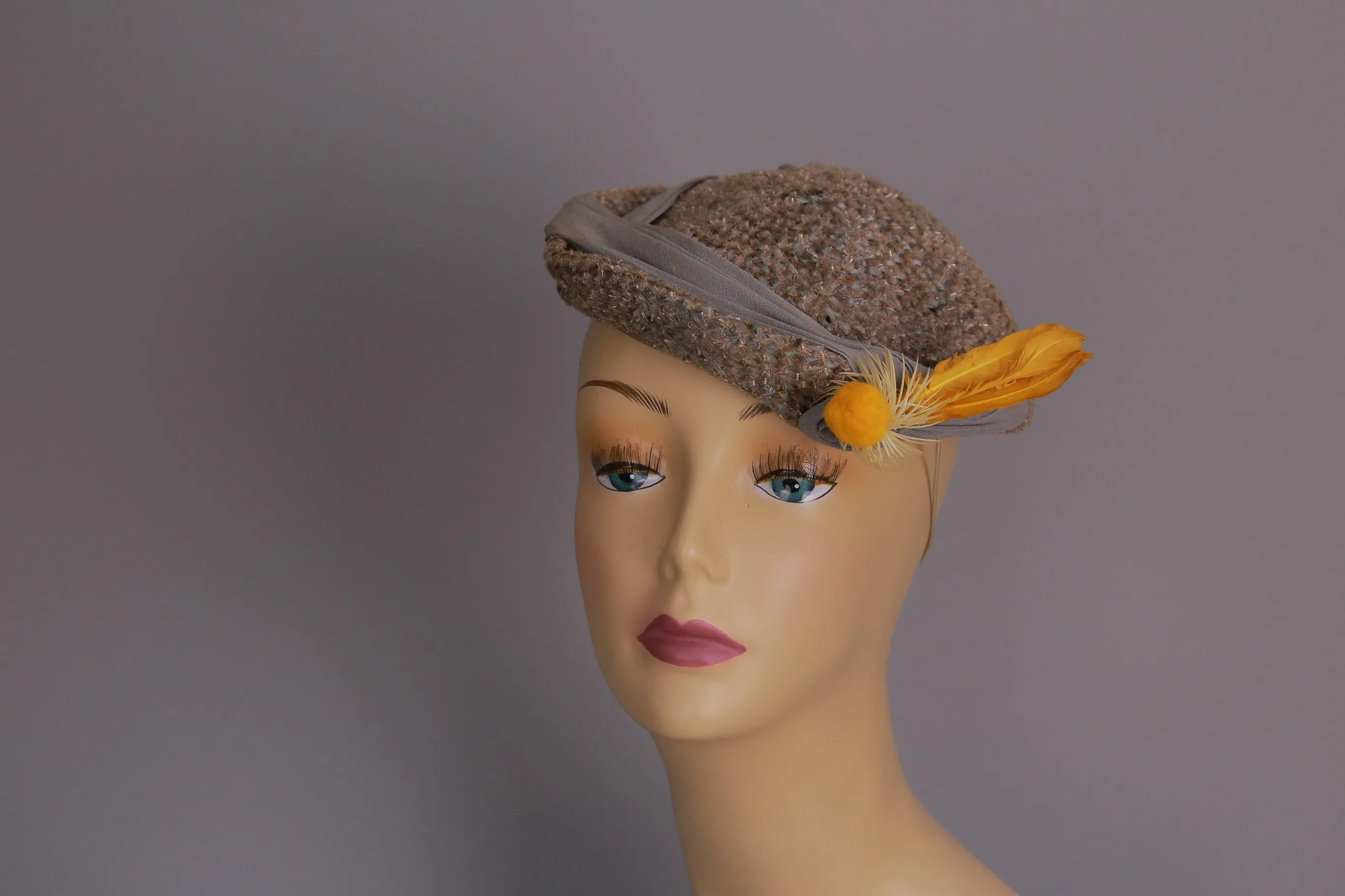 Vintage 40s tilt hat all original flowers feathers tilt band