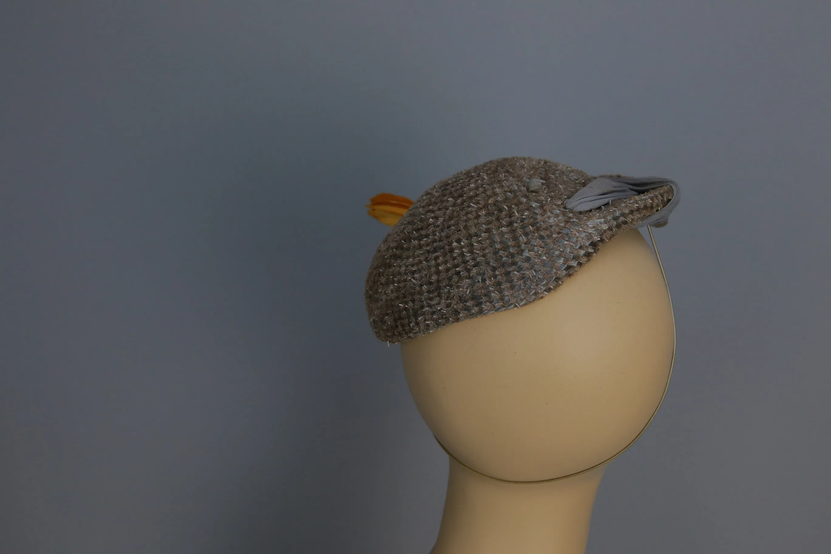 Vintage 40s tilt hat all original flowers feathers tilt band