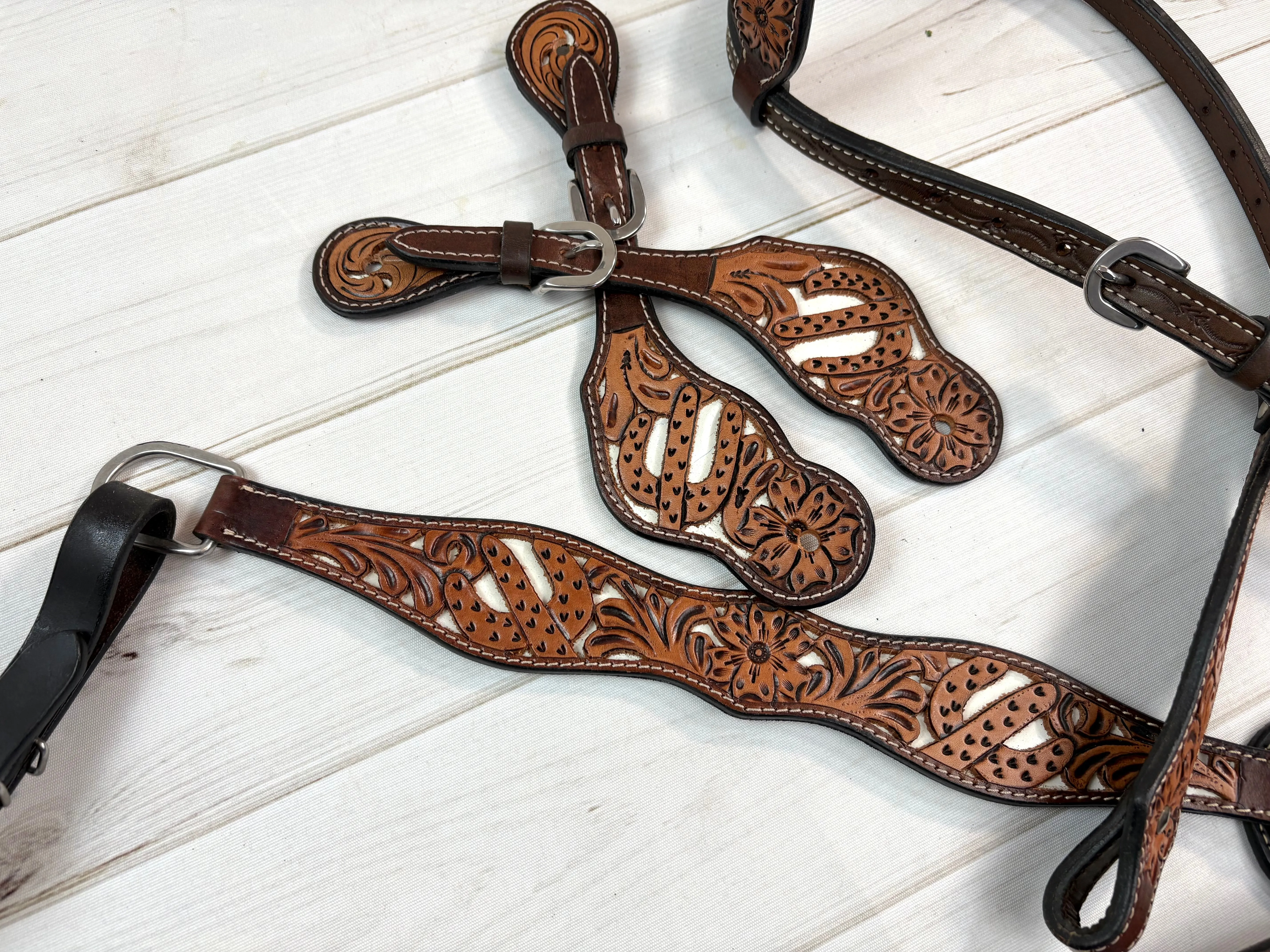White Cactus Leather Tooled Tack Set