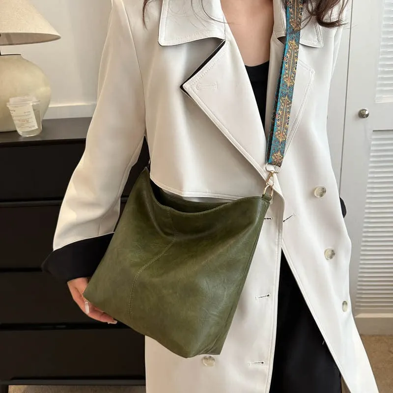 Women's Retro Style Shoulder Bag