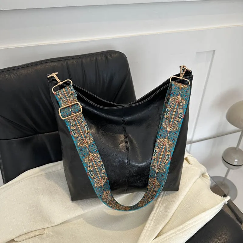 Women's Retro Style Shoulder Bag